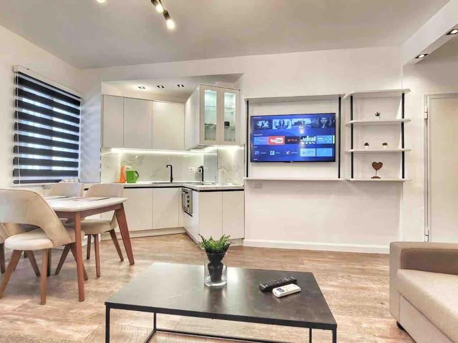 53° Bs Skanderbeg City Center Comfort Тирана Экстерьер фото